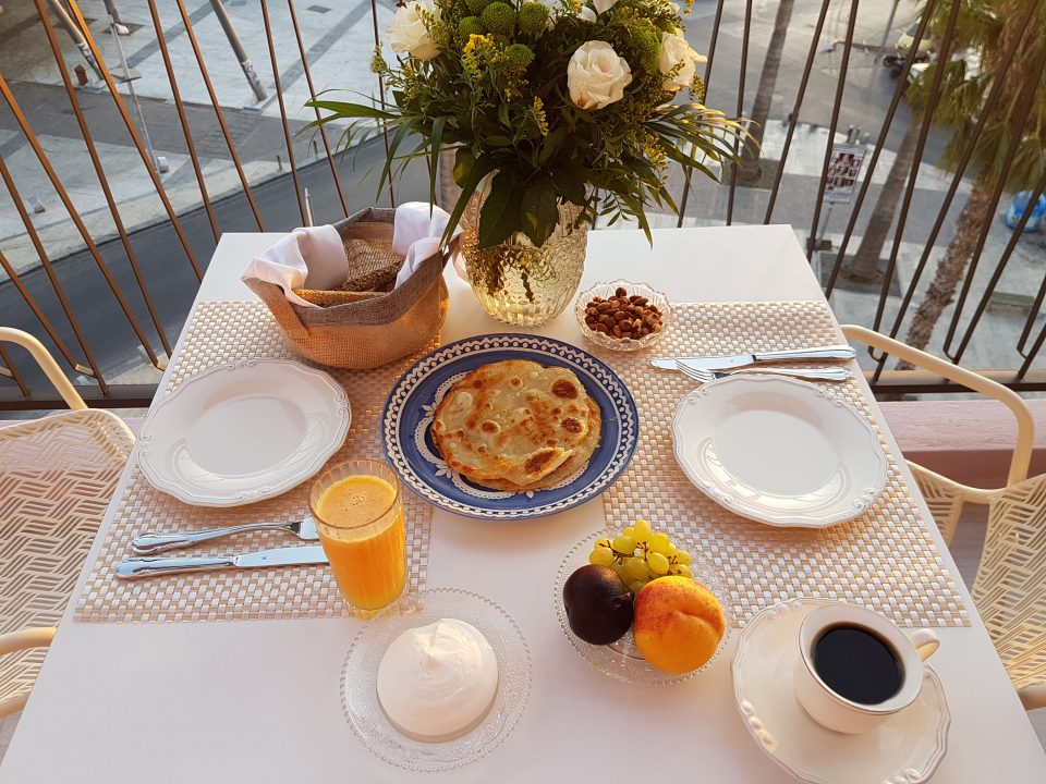 traditional greek breakfast